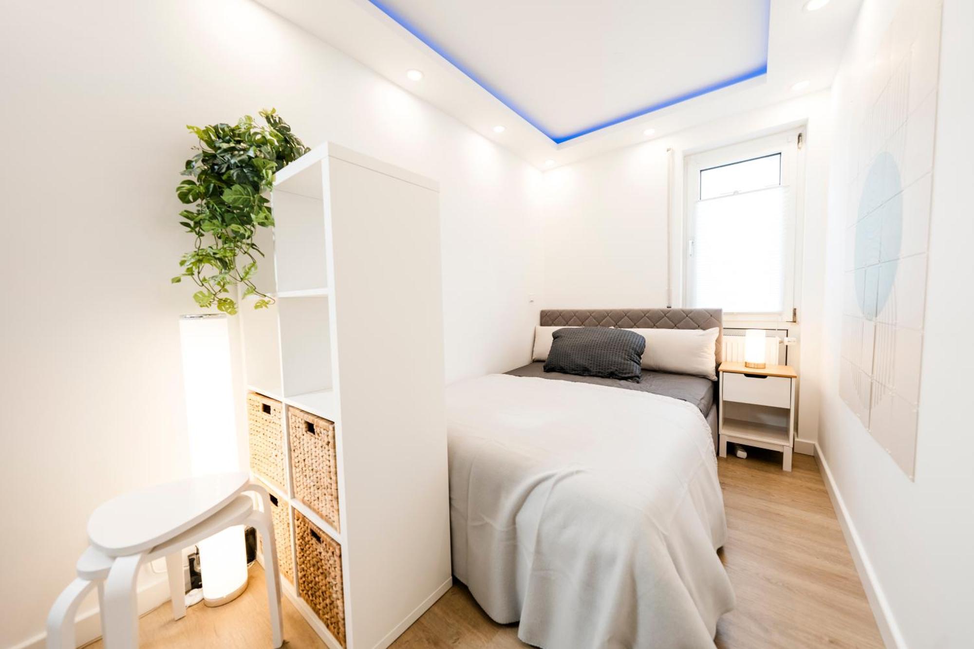 Bellabene Modernes Studio Apartment In Zentraler Lage Mit Terrasse, Parkplatz, Smarttv 普福尔茨海姆 外观 照片
